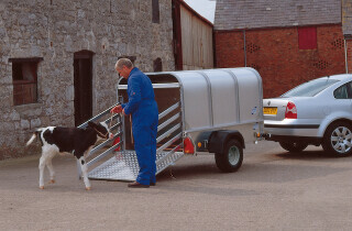 P6e & P7e Livestock Trailer